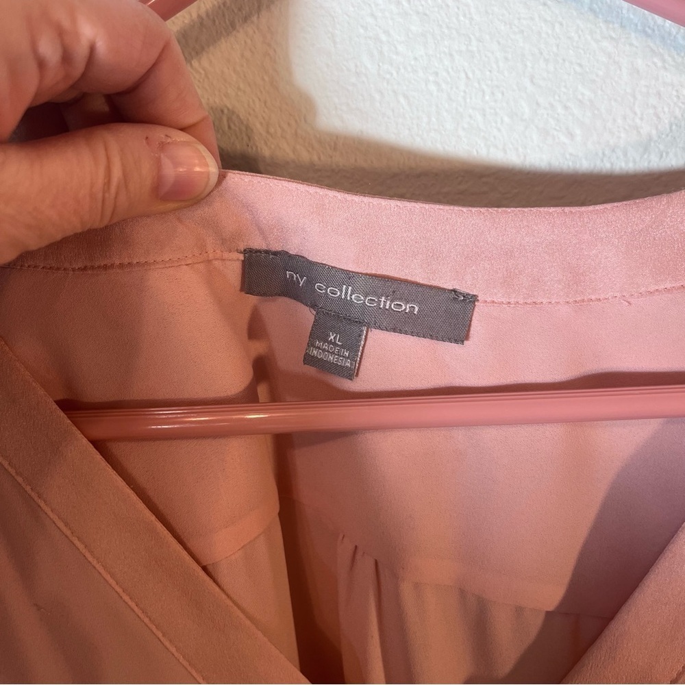 NY Collection Pink Rosette Shoulder V-Neck Blouse XL Women’s - Picture 3 of 13
